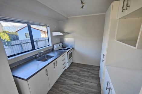 Photo of property in 77 Massey Street, Frankton, Hamilton, 3204