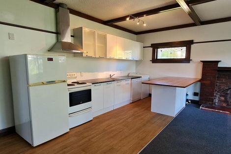 Photo of property in 100 Nairn Street, Mount Cook, Wellington, 6011