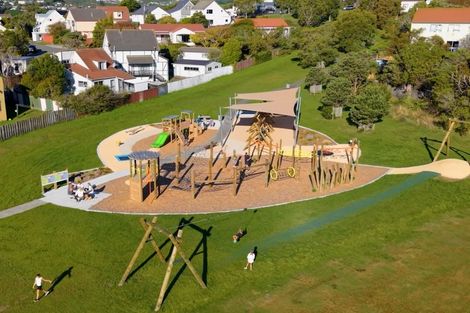 Photo of property in 60 Rochdale Drive, Churton Park, Wellington, 6037