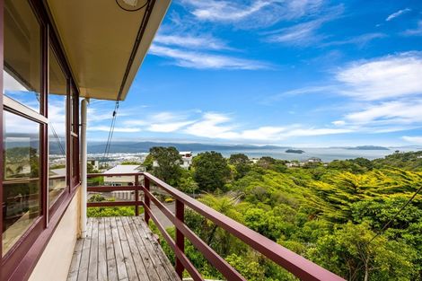 Photo of property in 26 Akatea Road, Korokoro, Lower Hutt, 5012