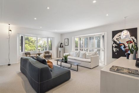 Photo of property in 33 Craig Road, Milford, Auckland, 0620