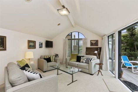 Photo of property in 19a Ngatoto Street, Khandallah, Wellington, 6035