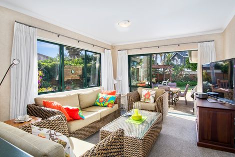 Photo of property in 77 Palm Beach Boulevard, Papamoa Beach, Papamoa, 3118