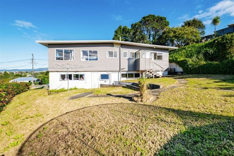 Photo of property in 14 Donovan Avenue, Massey, Auckland, 0614