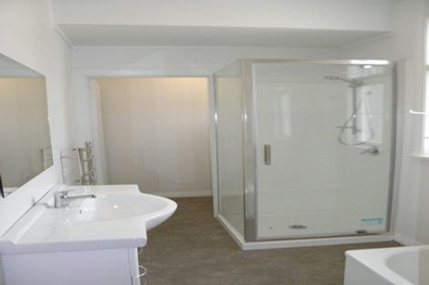 Photo of property in 27 Queen Street, Winton, 9720