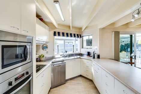 Photo of property in 17 Upham Crescent, Taradale, Napier, 4112