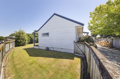 Photo of property in 8 Mercury Street, Milson, Palmerston North, 4414