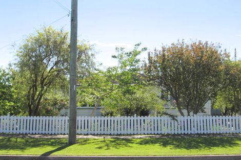 Photo of property in 12 Maki Street, Kaiti, Gisborne, 4010
