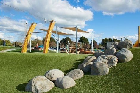 Photo of property in 98b Forest Lake Road, Forest Lake, Hamilton, 3200