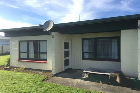 Photo of property in 22 Tironui Station Road East, Papakura, 2112