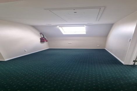 Photo of property in 6 Fencourt Place, Rototuna North, Hamilton, 3210