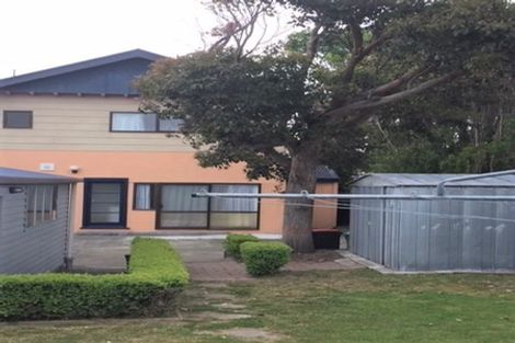 Photo of property in 32 Effingham Street, North New Brighton, Christchurch, 8083