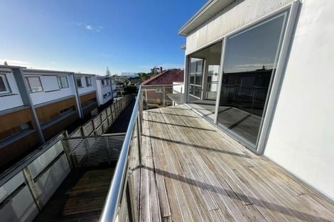 Photo of property in 2/348 Beach Road, Mairangi Bay, Auckland, 0630