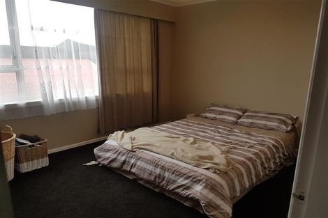 Photo of property in 2/323 Saint Aubyn Street, New Plymouth, 4310