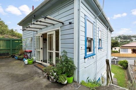 Photo of property in 36 Reuben Avenue, Brooklyn, Wellington, 6021