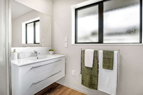 Photo of property in 38 Meyer Crescent, Halswell, Christchurch, 8025