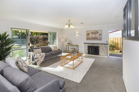 Photo of property in 9c Quinton Place, Bishopdale, Christchurch, 8053