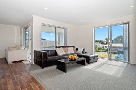 Photo of property in 27 Elena Place, Welcome Bay, Tauranga, 3112