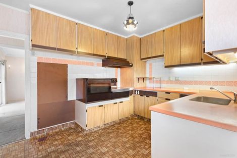 Photo of property in 14 Akehurst Avenue, New Lynn, Auckland, 0600