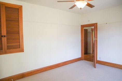 Photo of property in 1a Saint Vincent Terrace, Cashmere, Christchurch, 8022