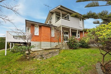 Photo of property in 272 Mount Pleasant Road, Mount Pleasant, Christchurch, 8081