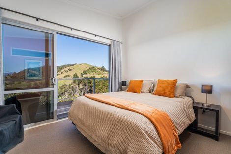 Photo of property in 16 Tironui Place, Whitianga, 3510