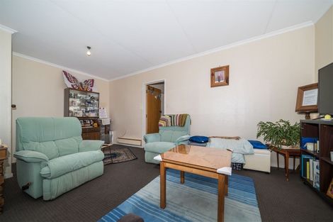 Photo of property in 2/538 Ferguson Street, Palmerston North, 4410