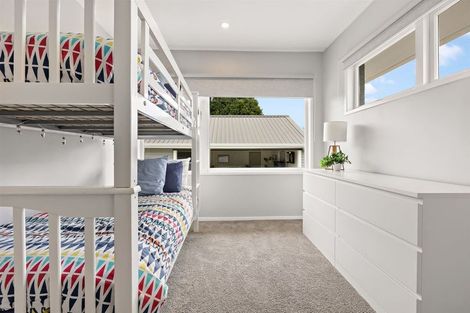 Photo of property in 9 Roysfield Lane, Sunnyhills, Auckland, 2010