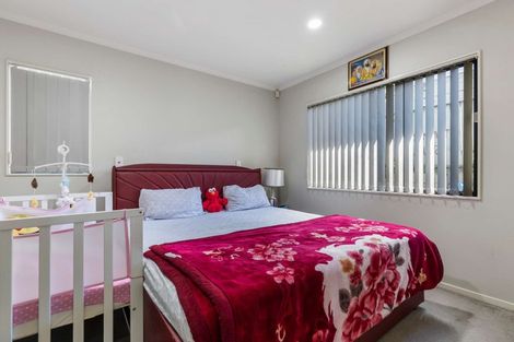 Photo of property in 17 Ashmere Lane, Weymouth, Auckland, 2103