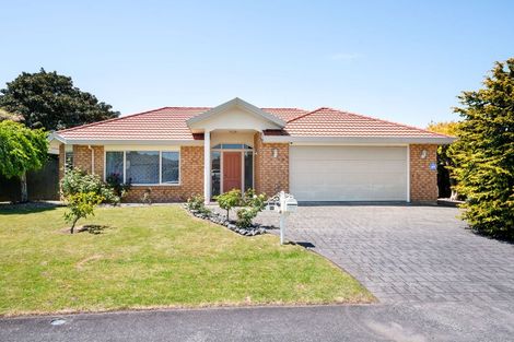 Photo of property in 22 Cairns Crescent, Rototuna, Hamilton, 3210