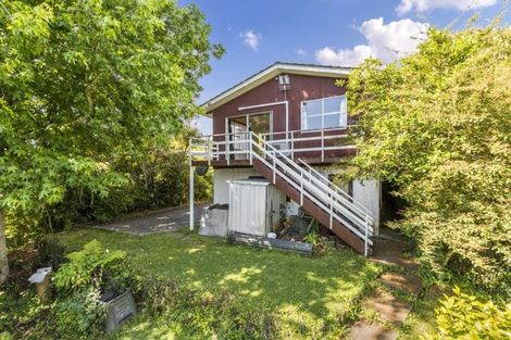 Photo of property in 2/111 Eskdale Road, Birkdale, Auckland, 0626