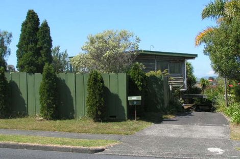 Photo of property in 7 Ravenwood Drive, Forrest Hill, Auckland, 0620