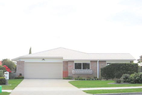 Photo of property in 60 Evans Road, Papamoa Beach, Papamoa, 3118