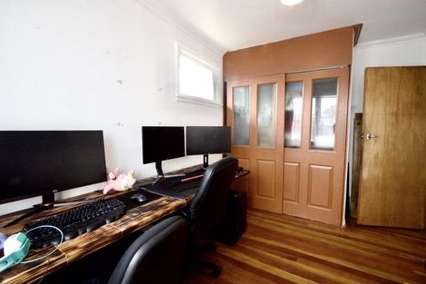 Photo of property in 15 Barrett Road, Whalers Gate, New Plymouth, 4310