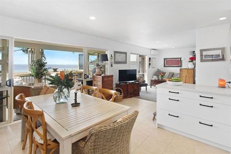 Photo of property in 28 Crispe Road, Clarks Beach, 2122