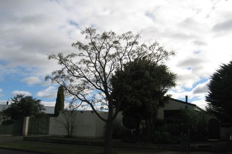 Photo of property in 82 Atherfold Crescent, Greenmeadows, Napier, 4112