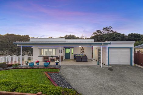 Photo of property in 105 Glendhu Road, Bayview, Auckland, 0629