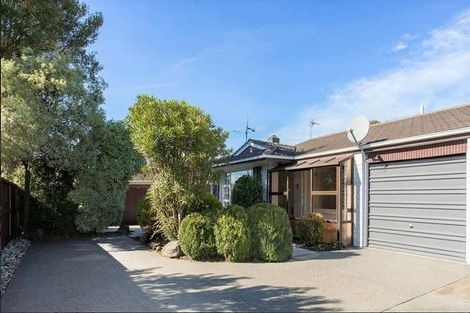Photo of property in 2/200 Waimairi Road, Ilam, Christchurch, 8041
