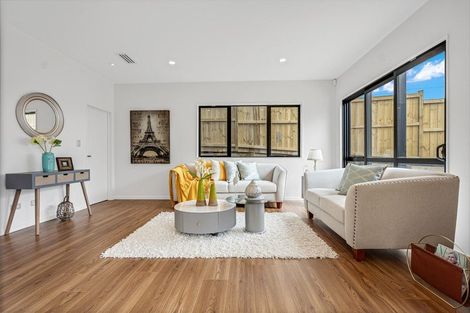 Photo of property in 25 Tannaghmore Drive, Flat Bush, Auckland, 2019