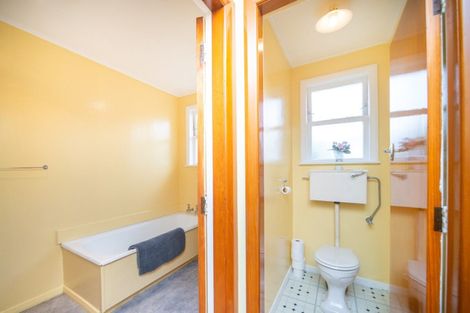 Photo of property in 4 Dundas Place, Awapuni, Palmerston North, 4412