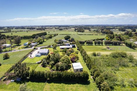 Photo of property in 244 Corbett Road, Paraite, New Plymouth, 4373