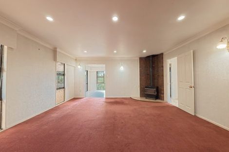 Photo of property in 591 Great South Road, Rosehill, Papakura, 2113