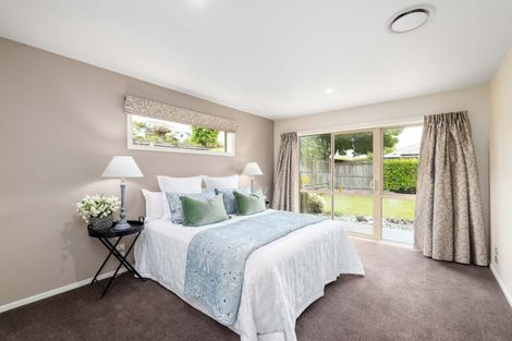 Photo of property in 14 Holbrook Way, Westmorland, Christchurch, 8025