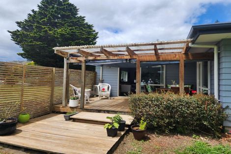 Photo of property in 1098 Queen Street East, Levin, 5571
