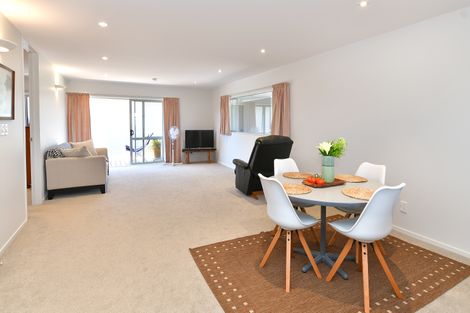 Photo of property in 304/252 Centreway Road, Orewa, 0931