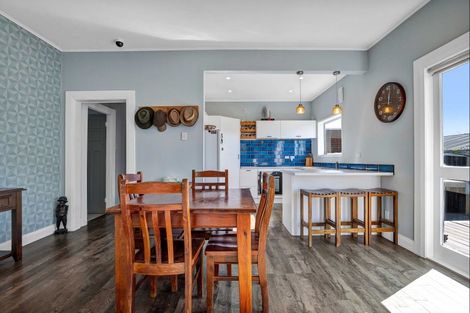 Photo of property in 14 Arawa Street, Welbourn, New Plymouth, 4312