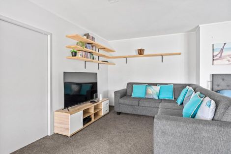 Photo of property in 43 Olsen Avenue, Mangawhai Heads, Mangawhai, 0505
