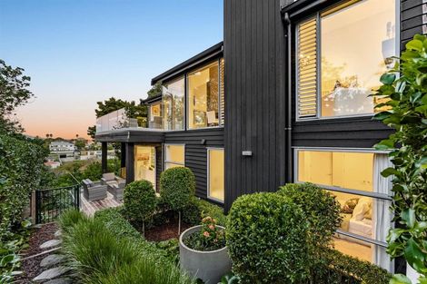 Photo of property in 7a Prospect Terrace, Milford, Auckland, 0620