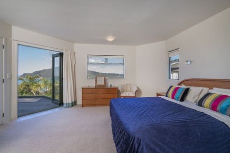 Photo of property in 2 Tirinui Crescent, Tairua, 3508