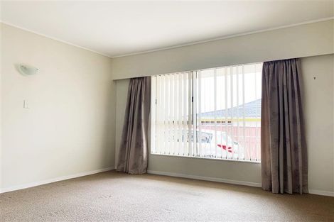 Photo of property in 1/32 Matuhi Rise, Henderson, Auckland, 0612